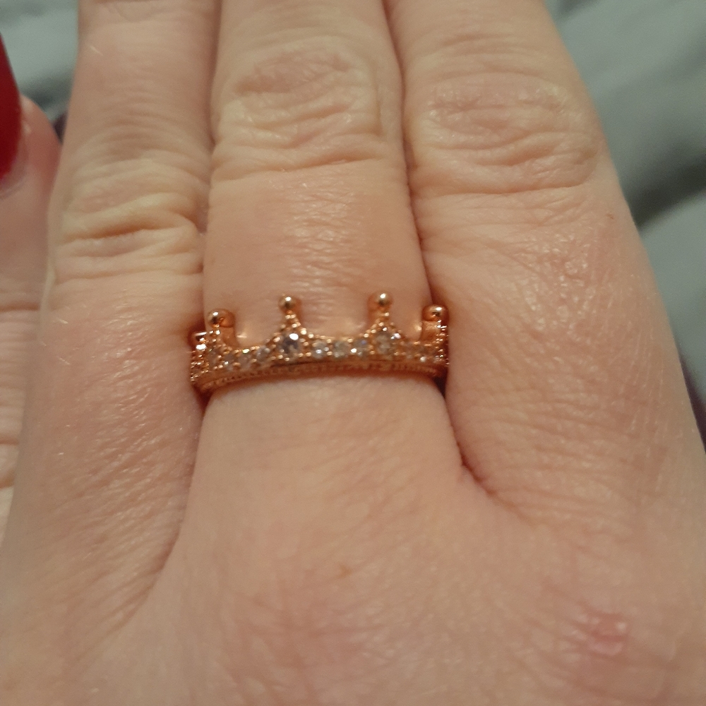 Pandora Rose Enchanted Crown pink ring. - Picture 7 of 8